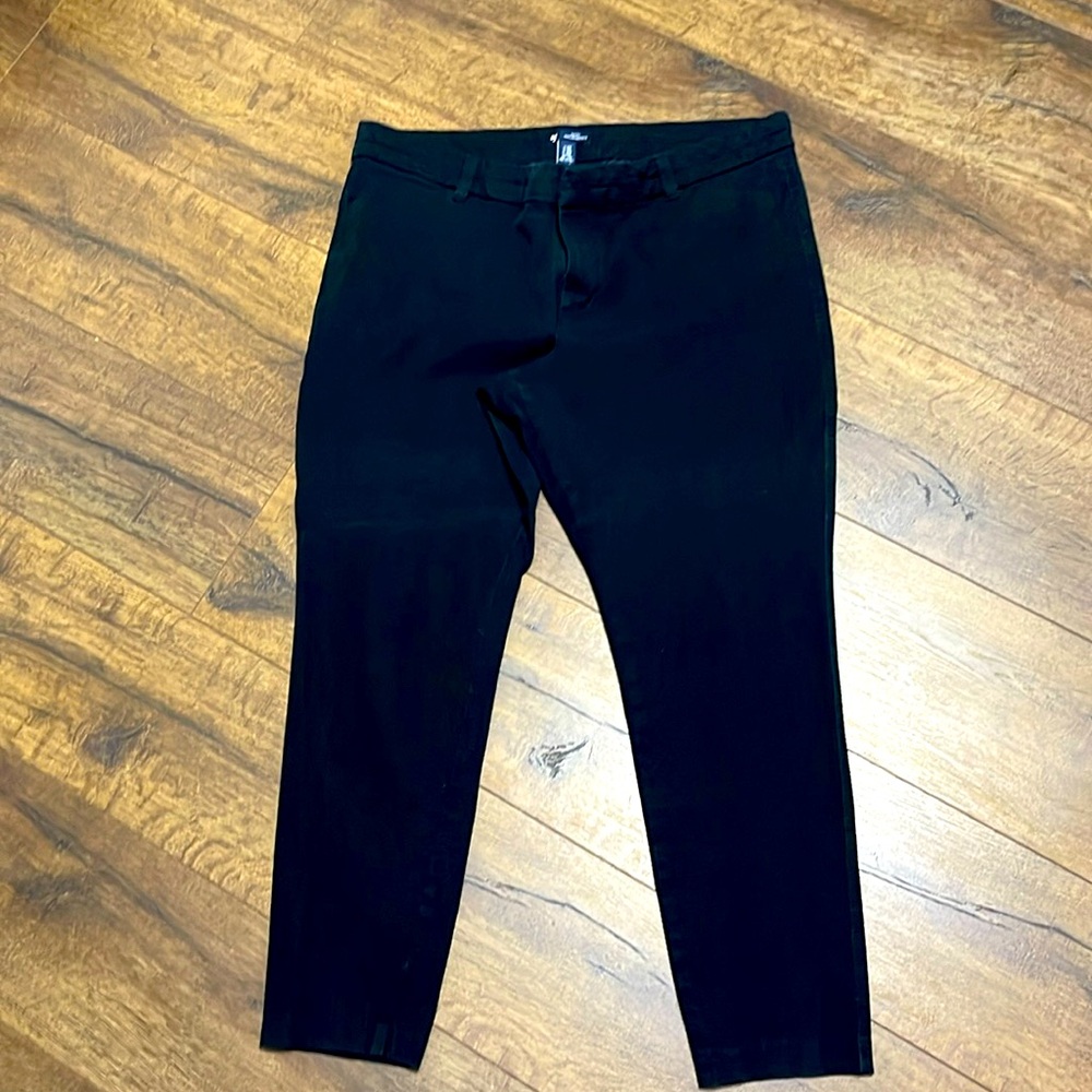 GAP Slim City Black pants, 16 Regular